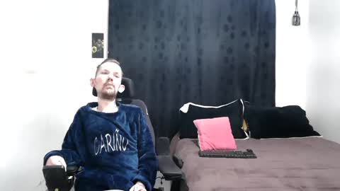 Snapshot of frenchroulette chatting on 21, 12, 2024 Thomas y Sophia online show from 21, 12, 2024