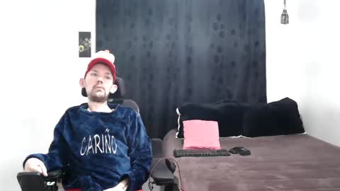 Snapshot of frenchroulette chatting on 22, 12, 2024 Thomas y Sophia online show from 22, 12, 2024