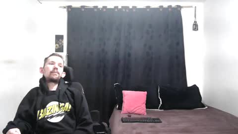 Snapshot of frenchroulette chatting on 28, 12, 2024 Thomas y Sophia online show from 28, 12, 2024