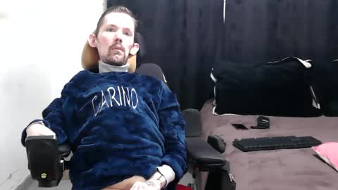 Snapshot of frenchroulette chatting on 27, 2, 2025 Thomas y Sophia online show from 27, 2, 2025