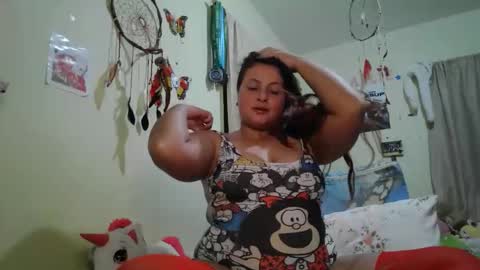 Snapshot of fresiitalovee chatting on 17, 12, 2025 fresiitalovee online show from 17, 12, 2025