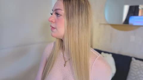 Snapshot of fresita_pink_ chatting on 4, 2, 2026 fresita_pink_ online show from 4, 2, 2026