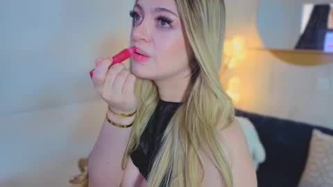 fresita_pink_ online show from 18, 3, 2026