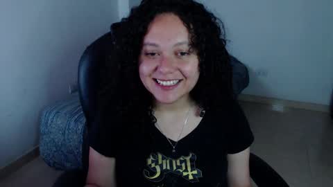 Snapshot of freud_x_louise1 chatting on 23, 12, 2024 Louise online show from 23, 12, 2024