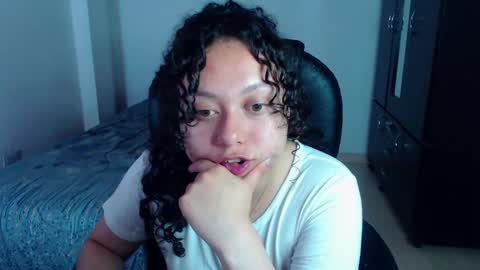 Snapshot of freud_x_louise1 chatting on 30, 12, 2024 Louise online show from 30, 12, 2024