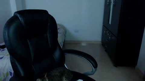 Snapshot of freud_x_louise1 chatting on 7, 1, 2025 Louise online show from 7, 1, 2025