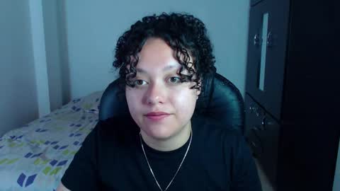 Snapshot of freud_x_louise1 chatting on 10, 1, 2025 Louise online show from 10, 1, 2025