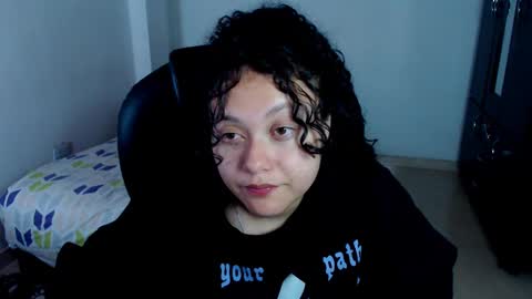 Snapshot of freud_x_louise1 chatting on 17, 1, 2025 Louise online show from 17, 1, 2025