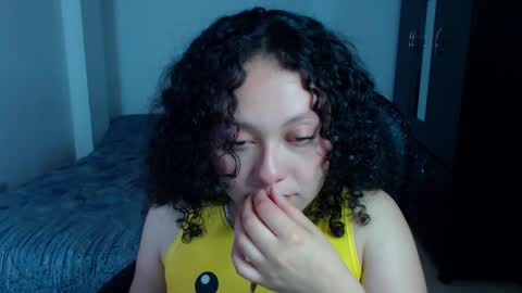 Snapshot of freud_x_louise1 chatting on 3, 11, 2025 Louise online show from 3, 11, 2025