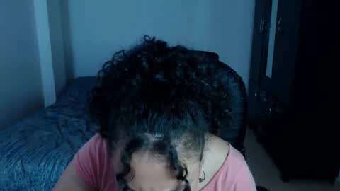 Snapshot of freud_x_louise1 chatting on 11, 11, 2025 Louise online show from 11, 11, 2025