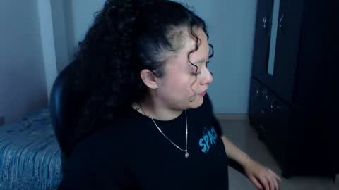 Snapshot of freud_x_louise1 chatting on 24, 11, 2025 Louise online show from 24, 11, 2025