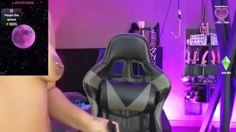     online show from 12, 2, 2025