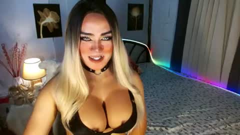 Miss Frea  online show from 11, 6, 2026