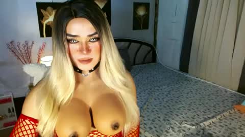 Miss Frea  online show from 29, 6, 2026