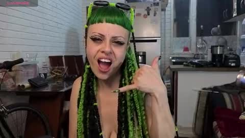 freyaa_sorceress online show from 10, 10, 2025