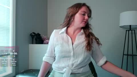 Snapshot of freyafux chatting on 11, 6, 2026 Miss Freya online show from 11, 6, 2026