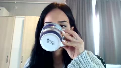 Snapshot of freyagoddess109616 chatting on 11, 11, 2025 Freya online show from 11, 11, 2025