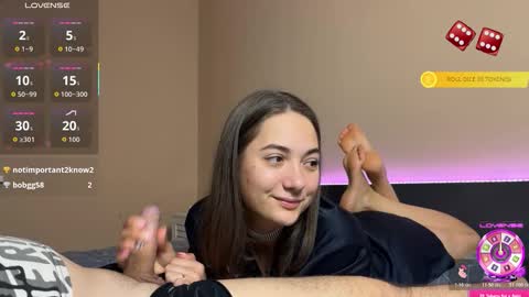 Snapshot of freyaoliver chatting on 10, 11, 2025 FreyaOliver online show from 10, 11, 2025