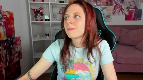 Snapshot of freyaveys chatting on 29, 5, 2026 FreyaVeys online show from 29, 5, 2026