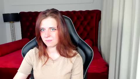 Snapshot of freyaveys chatting on 25, 6, 2026 FreyaVeys online show from 25, 6, 2026