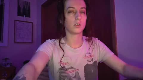 Snapshot of freythegemini chatting on 27, 12, 2024 FreyaTheGemini online show from 27, 12, 2024