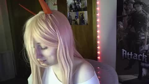 FreyaTheGemini online show from 29, 10, 2025