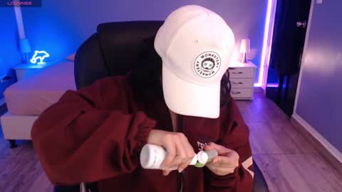 Snapshot of frida_lassi_ chatting on 27, 1, 2025 frida_lassi_ online show from 27, 1, 2025