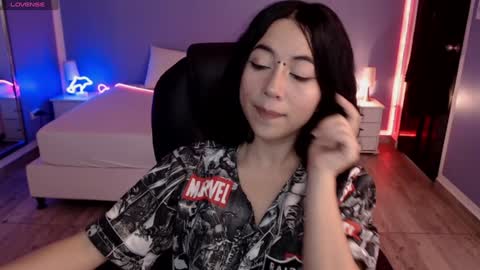 Snapshot of frida_lassi_ chatting on 1, 2, 2025 frida_lassi_ online show from 1, 2, 2025