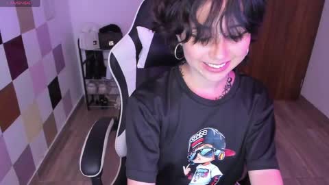 Snapshot of frida_lassi_ chatting on 12, 4, 2026 frida_lassi_ online show from 12, 4, 2026