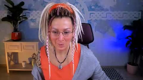 Frida Tander online show from 3, 2, 2026