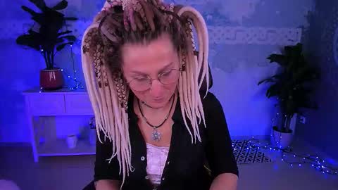 Frida Tander online show from 28, 2, 2026