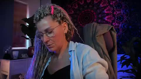 Frida Tander online show from 1, 6, 2026