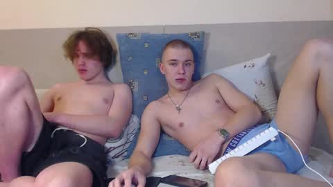 Snapshot of friendly_mode chatting on 9, 4, 2026 Yan and Martin online show from 9, 4, 2026