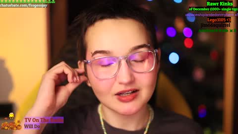 Snapshot of frogessjay chatting on 20, 12, 2024 Jaywise Frogfoot online show from 20, 12, 2024