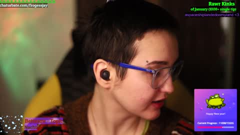 Snapshot of frogessjay chatting on 1, 1, 2025 Jaywise Frogfoot online show from 1, 1, 2025