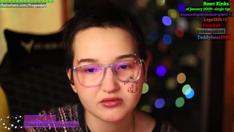 Snapshot of frogessjay chatting on 5, 1, 2025 Jaywise Frogfoot online show from 5, 1, 2025