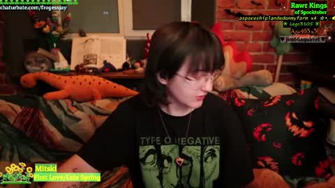 Snapshot of frogessjay chatting on 19, 10, 2025 Jaywise Frogfoot online show from 19, 10, 2025