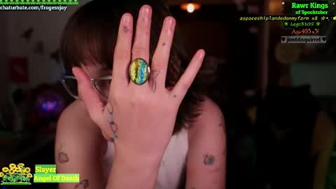 Snapshot of frogessjay chatting on 26, 10, 2025 Jaywise Frogfoot online show from 26, 10, 2025