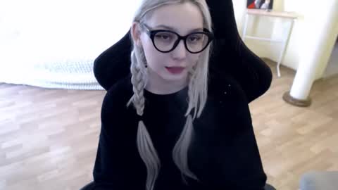 Lilith online show from 17, 2, 2025