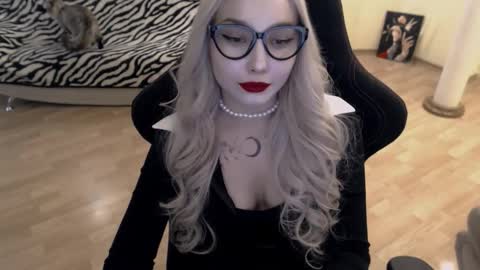 Lilith online show from 12, 9, 2025