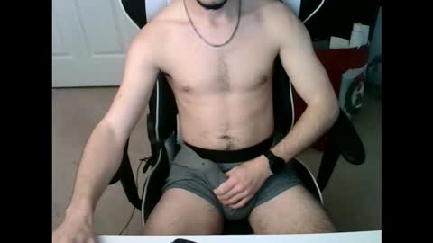 Snapshot of frostedtip06 chatting on 31, 3, 2026 frostedtip06 online show from 31, 3, 2026