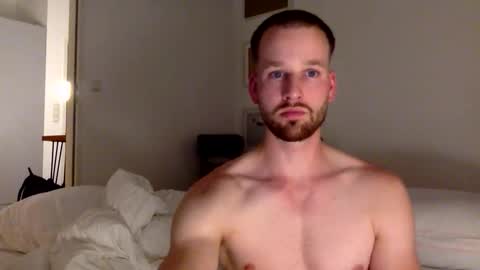 Snapshot of frozenyoga chatting on 19, 9, 2025 frozenyoga online show from 19, 9, 2025