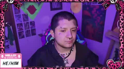 Snapshot of ftmbiggestclit chatting on 18, 4, 2026 Kevin online show from 18, 4, 2026