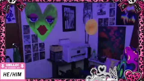 Snapshot of ftmbiggestclit chatting on 30, 4, 2026 Kevin online show from 30, 4, 2026