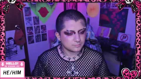 Snapshot of ftmbiggestclit chatting on 5, 5, 2026 Kevin online show from 5, 5, 2026