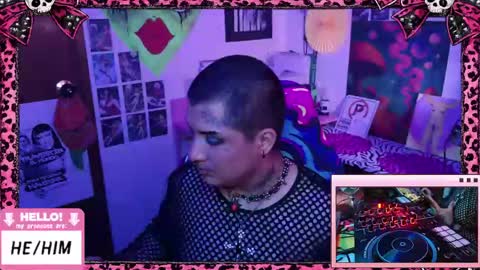 Snapshot of ftmbiggestclit chatting on 15, 5, 2026 Kevin online show from 15, 5, 2026