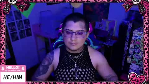 Snapshot of ftmbiggestclit chatting on 26, 5, 2026 Kevin online show from 26, 5, 2026