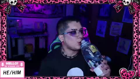 Snapshot of ftmbiggestclit chatting on 4, 6, 2026 Kevin online show from 4, 6, 2026