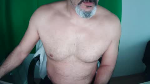 Snapshot of fuadmusa chatting on 5, 2, 2025 fuadmusa online show from 5, 2, 2025