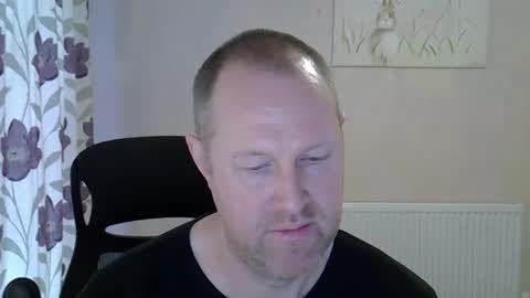 Snapshot of fuck_buddy_uk chatting on 1, 4, 2026 Fuck Buddy UK online show from 1, 4, 2026